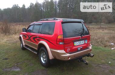Позашляховик / Кросовер Mitsubishi Montero 1997 в 