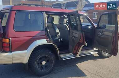Внедорожник / Кроссовер Mitsubishi Montero 1996 в 