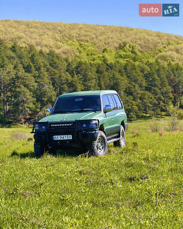 Внедорожник / Кроссовер Mitsubishi Montero 1997 в Киеве