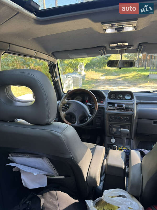 Внедорожник / Кроссовер Mitsubishi Montero 1997 в Киеве