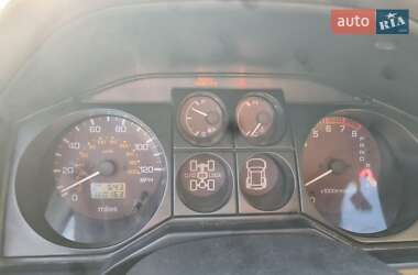 Внедорожник / Кроссовер Mitsubishi Montero 2001 в 