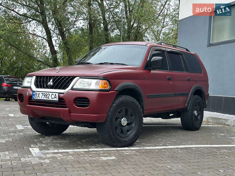 Внедорожник / Кроссовер Mitsubishi Montero 2003 в Хмельницком