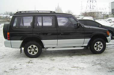 Внедорожник / Кроссовер Mitsubishi Montero 1993 в Вышгороде