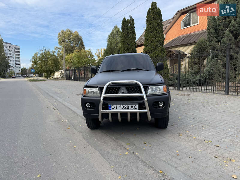 Внедорожник / Кроссовер Mitsubishi Nativa 2007 в Запорожье