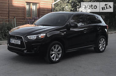 Внедорожник / Кроссовер Mitsubishi Outlander Sport 2015 в Надворной