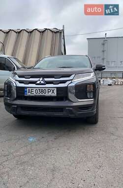 Внедорожник / Кроссовер Mitsubishi Outlander Sport 2019 в Днепре