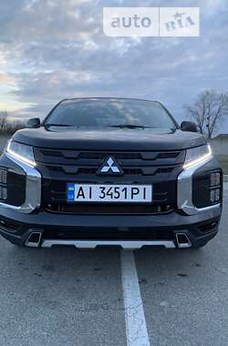 Внедорожник / Кроссовер Mitsubishi Outlander Sport 2022 в Борисполе