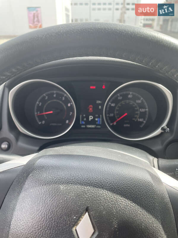 Позашляховик / Кросовер Mitsubishi Outlander Sport 2015 в Одесі