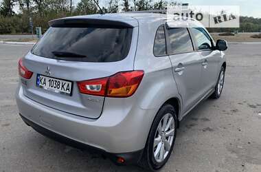 Внедорожник / Кроссовер Mitsubishi Outlander Sport 2012 в Днепре