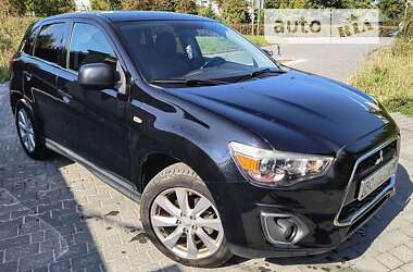 Внедорожник / Кроссовер Mitsubishi Outlander Sport 2013 в Львове