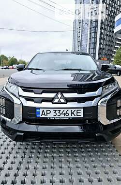 Позашляховик / Кросовер Mitsubishi Outlander Sport 2019 в Києві