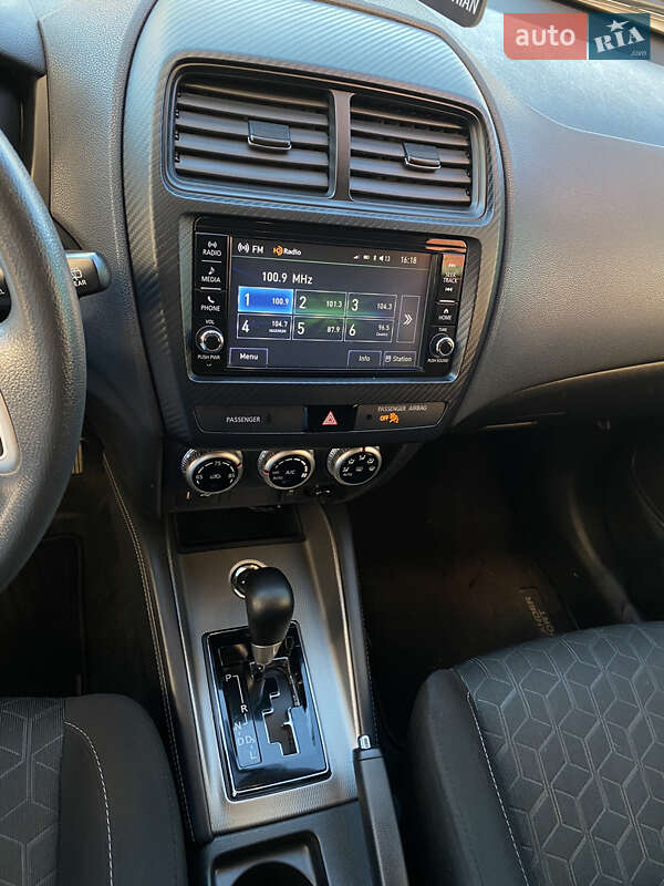 Позашляховик / Кросовер Mitsubishi Outlander Sport 2020 в Івано-Франківську
