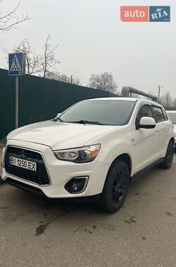 Позашляховик / Кросовер Mitsubishi Outlander Sport 2015 в Полтаві