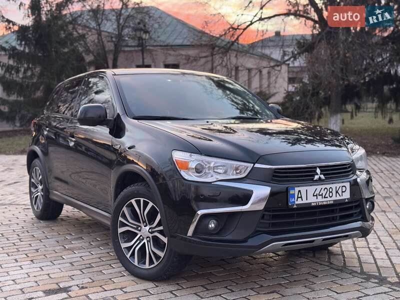 Внедорожник / Кроссовер Mitsubishi Outlander Sport 2016 в Белой Церкви