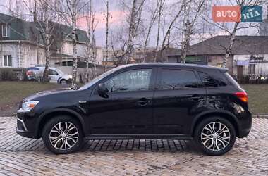 Внедорожник / Кроссовер Mitsubishi Outlander Sport 2016 в Белой Церкви