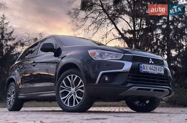 Внедорожник / Кроссовер Mitsubishi Outlander Sport 2016 в Белой Церкви