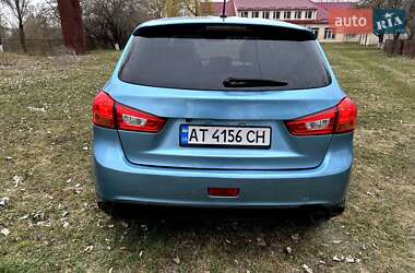 Внедорожник / Кроссовер Mitsubishi Outlander Sport 2013 в 
