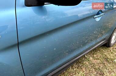 Внедорожник / Кроссовер Mitsubishi Outlander Sport 2013 в 