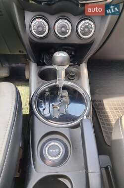 Внедорожник / Кроссовер Mitsubishi Outlander Sport 2013 в 