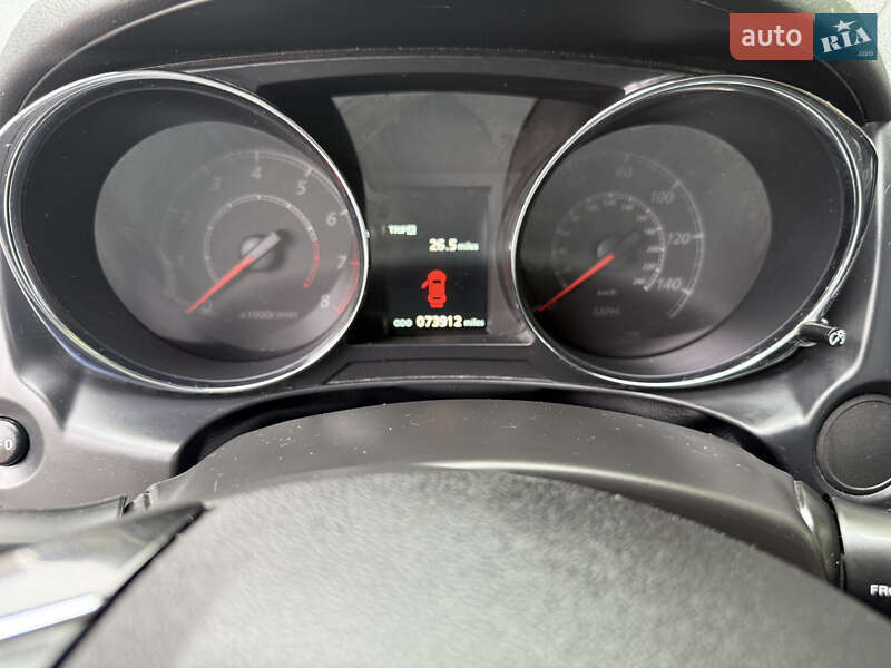 Внедорожник / Кроссовер Mitsubishi Outlander Sport 2016 в Полтаве