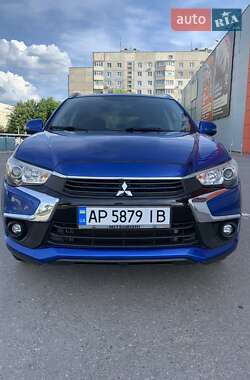 Позашляховик / Кросовер Mitsubishi Outlander Sport 2017 в Харкові