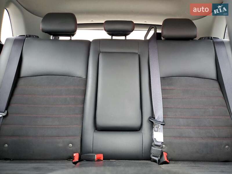 Позашляховик / Кросовер Mitsubishi Outlander Sport 2018 в Львові