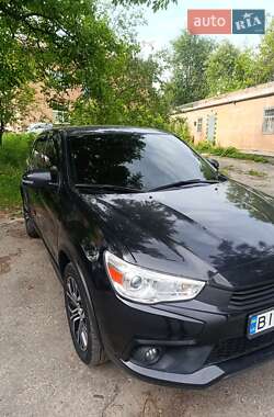 Внедорожник / Кроссовер Mitsubishi Outlander Sport 2019 в Полтаве