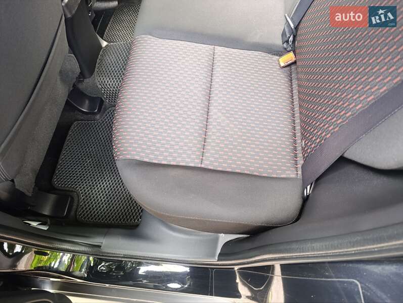 Внедорожник / Кроссовер Mitsubishi Outlander Sport 2019 в Полтаве фото 12 Внедорожник / Кроссовер Mitsubishi Outlander Sport 2019 в Полтаве