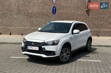 Позашляховик / Кросовер Mitsubishi Outlander Sport 2018 в Одесі