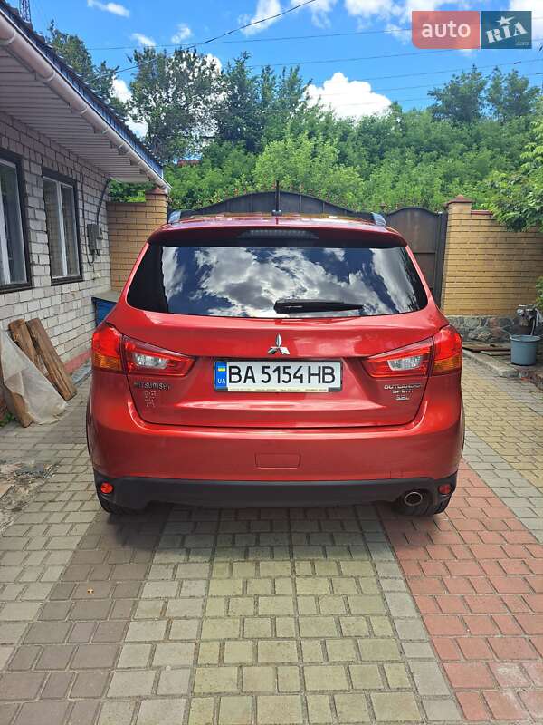 Внедорожник / Кроссовер Mitsubishi Outlander Sport 2016 в Знаменке фото 6 Внедорожник / Кроссовер Mitsubishi Outlander Sport 2016 в Знаменке