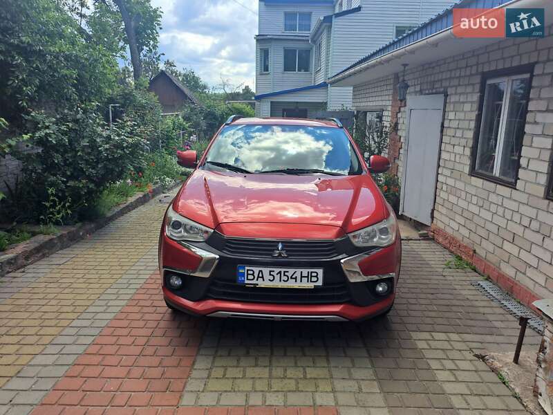 Внедорожник / Кроссовер Mitsubishi Outlander Sport 2016 в Знаменке фото 14 Внедорожник / Кроссовер Mitsubishi Outlander Sport 2016 в Знаменке