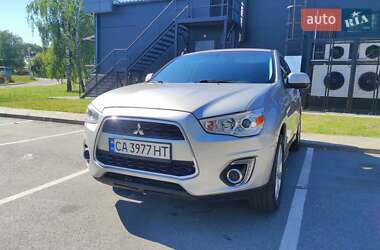 Внедорожник / Кроссовер Mitsubishi Outlander Sport 2014 в 