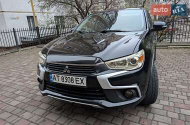 Внедорожник / Кроссовер Mitsubishi Outlander Sport 2017 в Ивано-Франковске