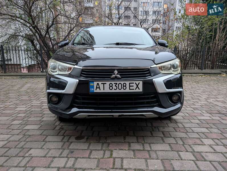Позашляховик / Кросовер Mitsubishi Outlander Sport 2017 в Івано-Франківську