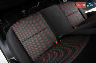 Внедорожник / Кроссовер Mitsubishi Outlander Sport 2018 в 