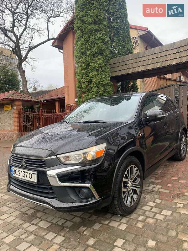 Mitsubishi Outlander Sport 2016