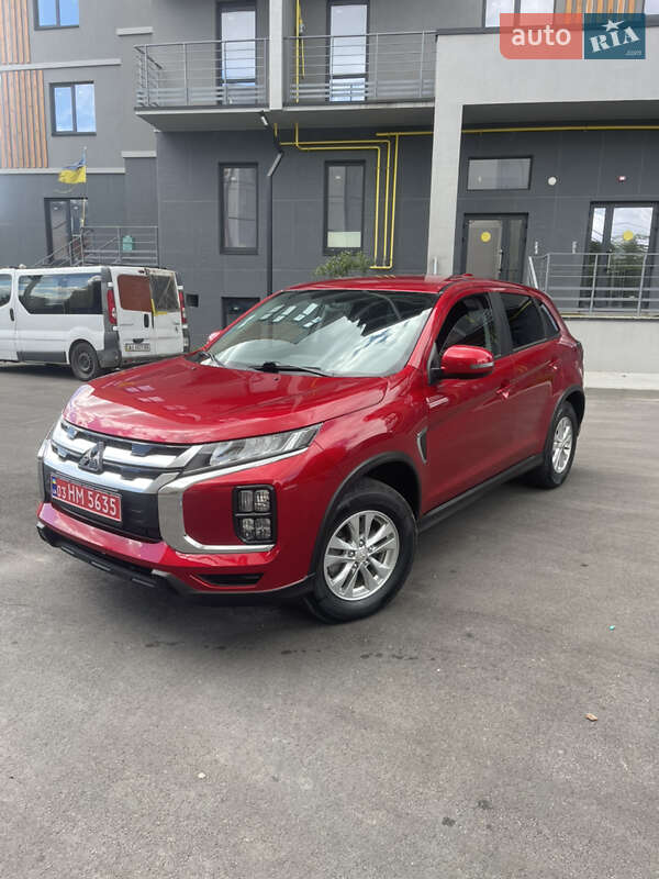 Mitsubishi Outlander Sport 2021
