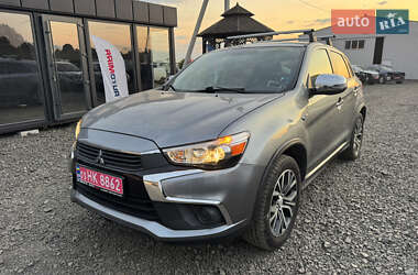 Внедорожник / Кроссовер Mitsubishi Outlander Sport 2016 в Луцке