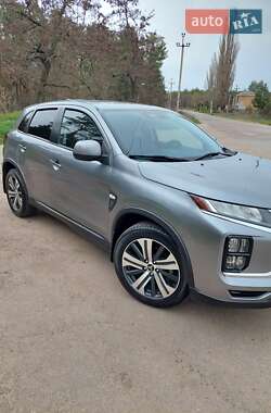 Внедорожник / Кроссовер Mitsubishi Outlander Sport 2021 в Кропивницком