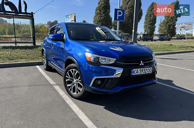 Позашляховик / Кросовер Mitsubishi Outlander Sport 2019 в Білогородці