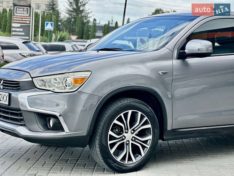 Внедорожник / Кроссовер Mitsubishi Outlander Sport 2018 в Каменец-Подольском