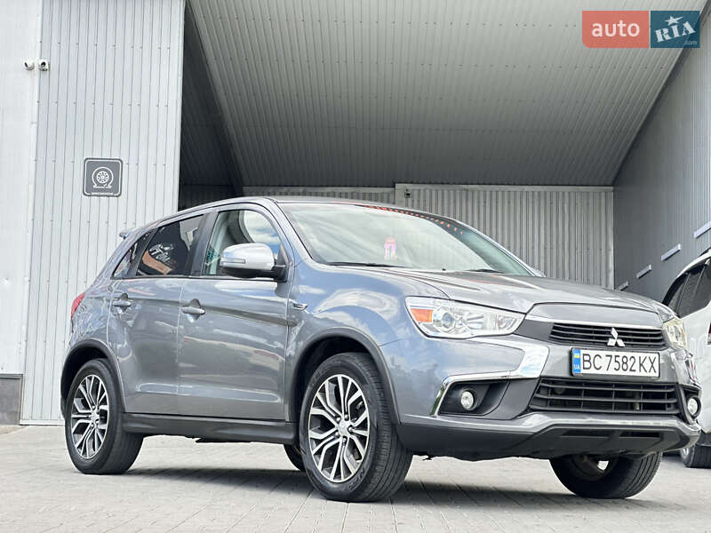 Внедорожник / Кроссовер Mitsubishi Outlander Sport 2018 в Каменец-Подольском