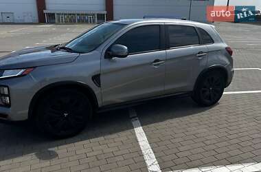 Внедорожник / Кроссовер Mitsubishi Outlander Sport 2019 в Киеве