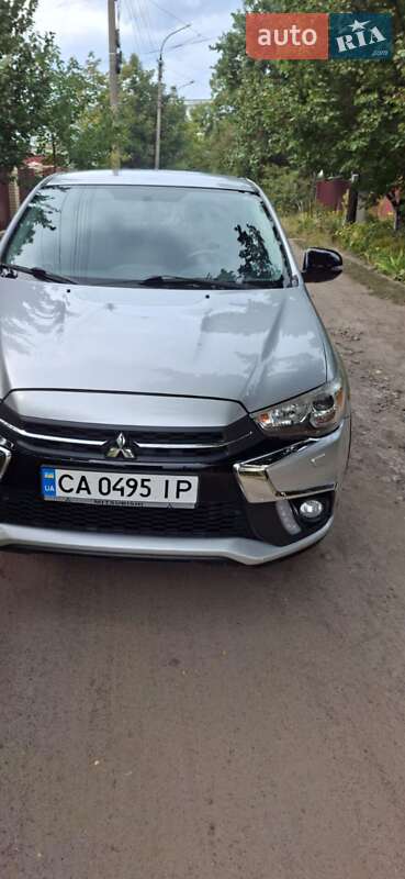 Внедорожник / Кроссовер Mitsubishi Outlander Sport 2018 в Черкассах фото 2 Внедорожник / Кроссовер Mitsubishi Outlander Sport 2018 в Черкассах