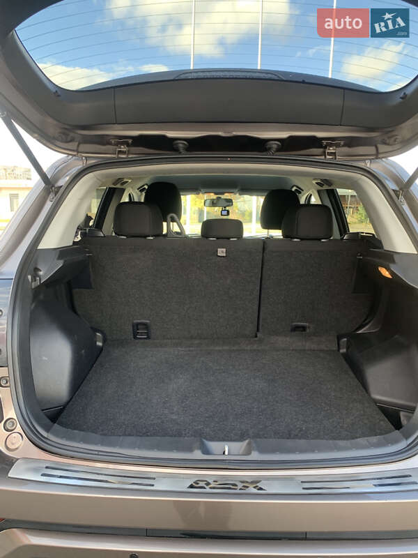 Позашляховик / Кросовер Mitsubishi Outlander Sport 2018 в Харкові фото 14 Позашляховик / Кросовер Mitsubishi Outlander Sport 2018 в Харкові