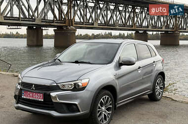 Позашляховик / Кросовер Mitsubishi Outlander Sport 2016 в Дніпрі