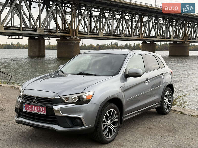 Mitsubishi Outlander Sport 2016