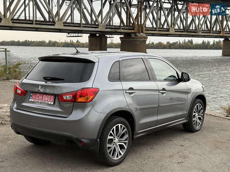 Позашляховик / Кросовер Mitsubishi Outlander Sport 2016 в Дніпрі фото 5 Позашляховик / Кросовер Mitsubishi Outlander Sport 2016 в Дніпрі