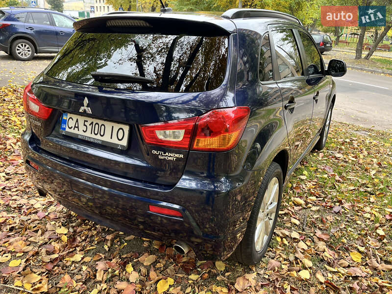 Внедорожник / Кроссовер Mitsubishi Outlander Sport 2012 в Черкассах
