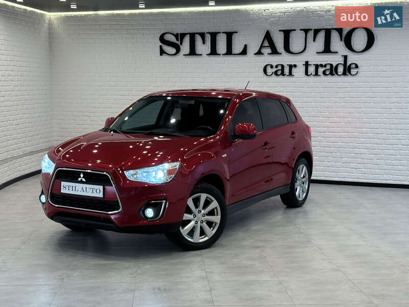 Внедорожник / Кроссовер Mitsubishi Outlander Sport 2014 в Одессе